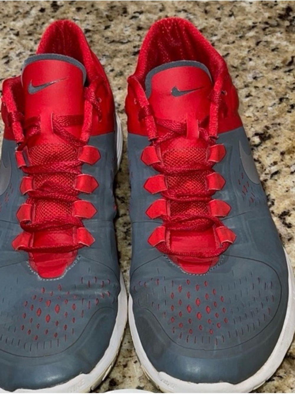 Nike Men’s Athletic Shoes Gray and Red